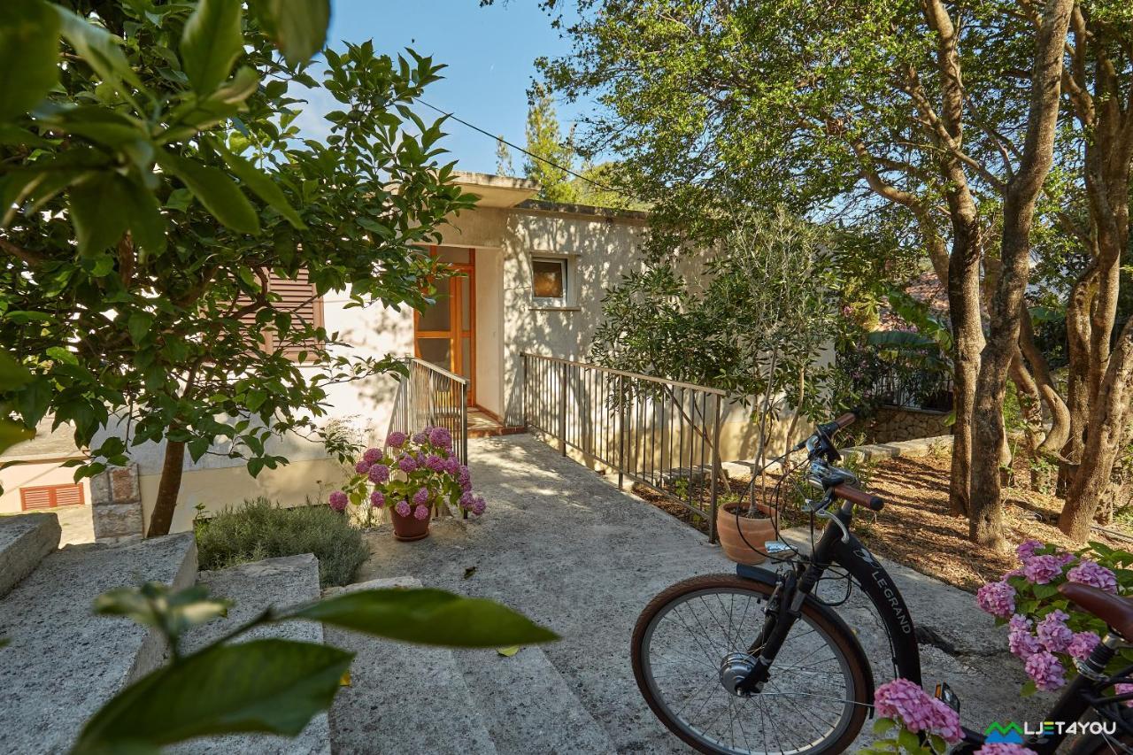 Mljet 2 You - Seafront Apartment 2+2 Sobra Екстер'єр фото